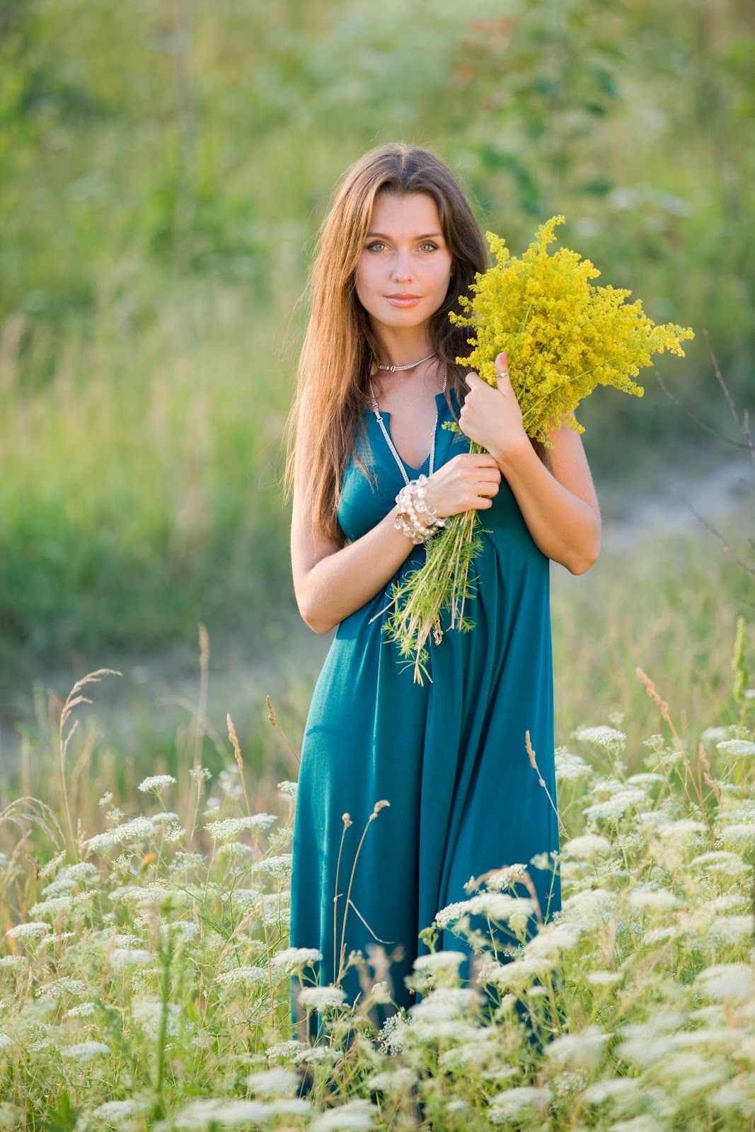Slavic women in San Tome