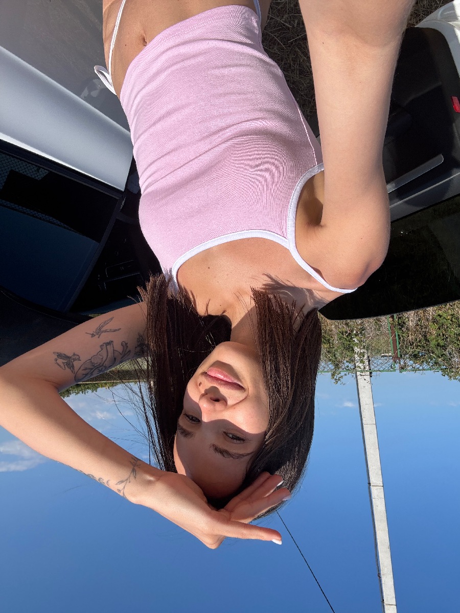 Sexy model Tina in San Tome